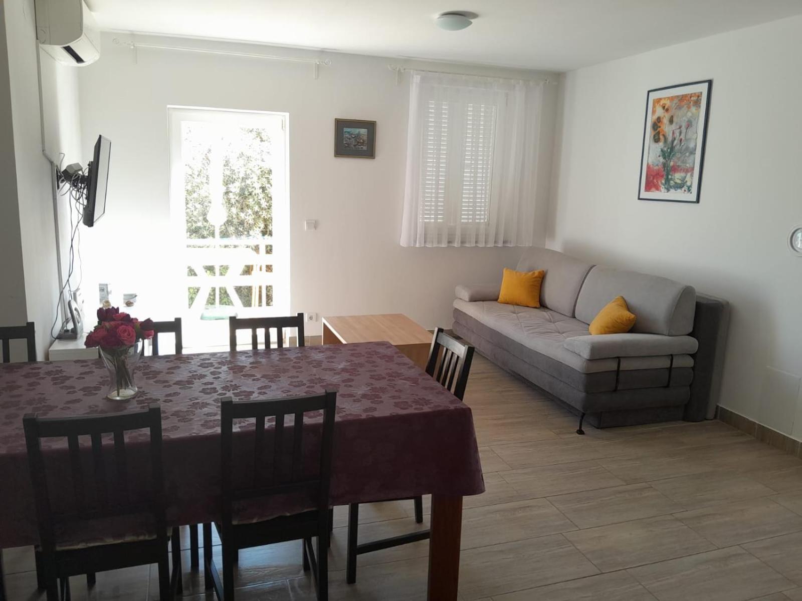 Apartment Mikic Cunski Bagian luar foto